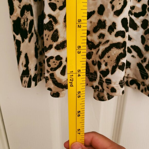 Chico's Beige Animal Leopard Print Short Sleeve Long Dress with Slits Size L (2) - Picture 3 of 10